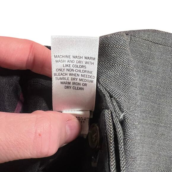 Banana Republic Modern Fit Gray Herringbone Wool-Blend Suit 30x30 38S - Picture 13 of 16